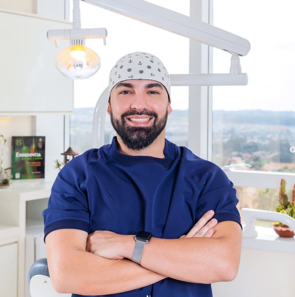 Dr. Fernando Alonso, especialista em tratamento de canal em Matão